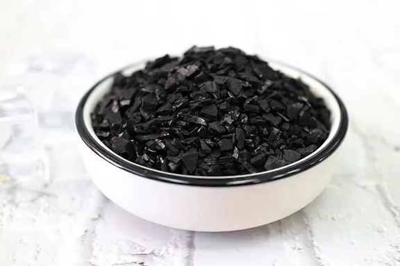 椰殼活性炭的孔隙率與土壤持水能力的關系詳解！